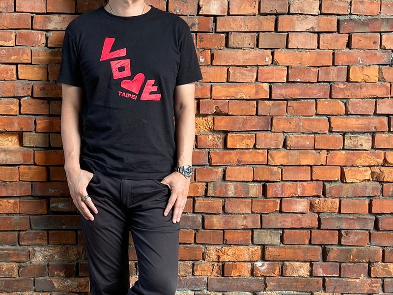 正版 LOVE台北 / 经典短袖中性T恤 / 纯棉台湾制 Taiwan T-Shirt - 中性连帽卫衣/T 恤 - 棉 