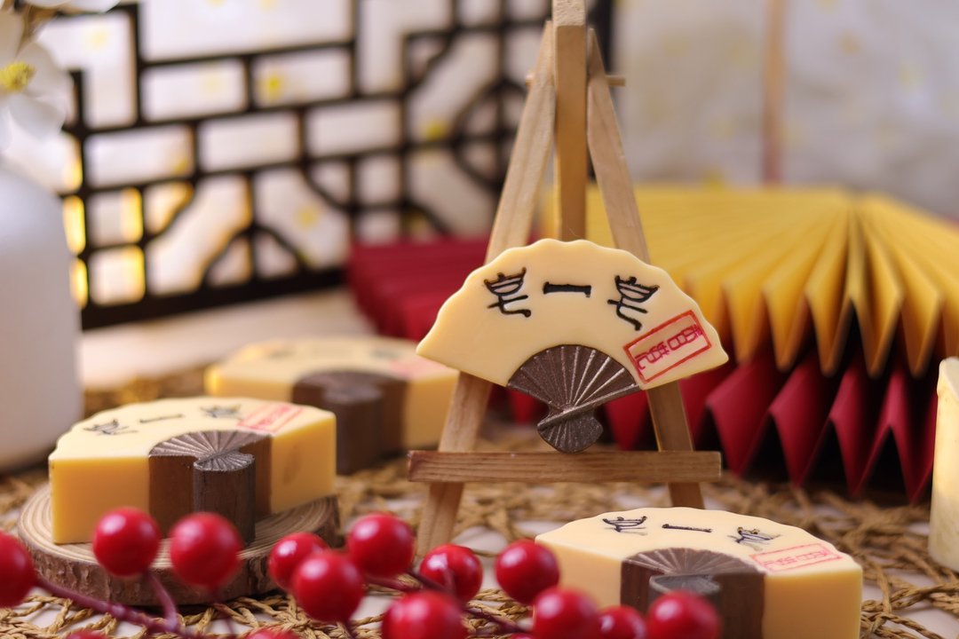 中华篆书 毛笔字扇形手工皂 - 肥皂/手工皂 - 其他材质 卡其色