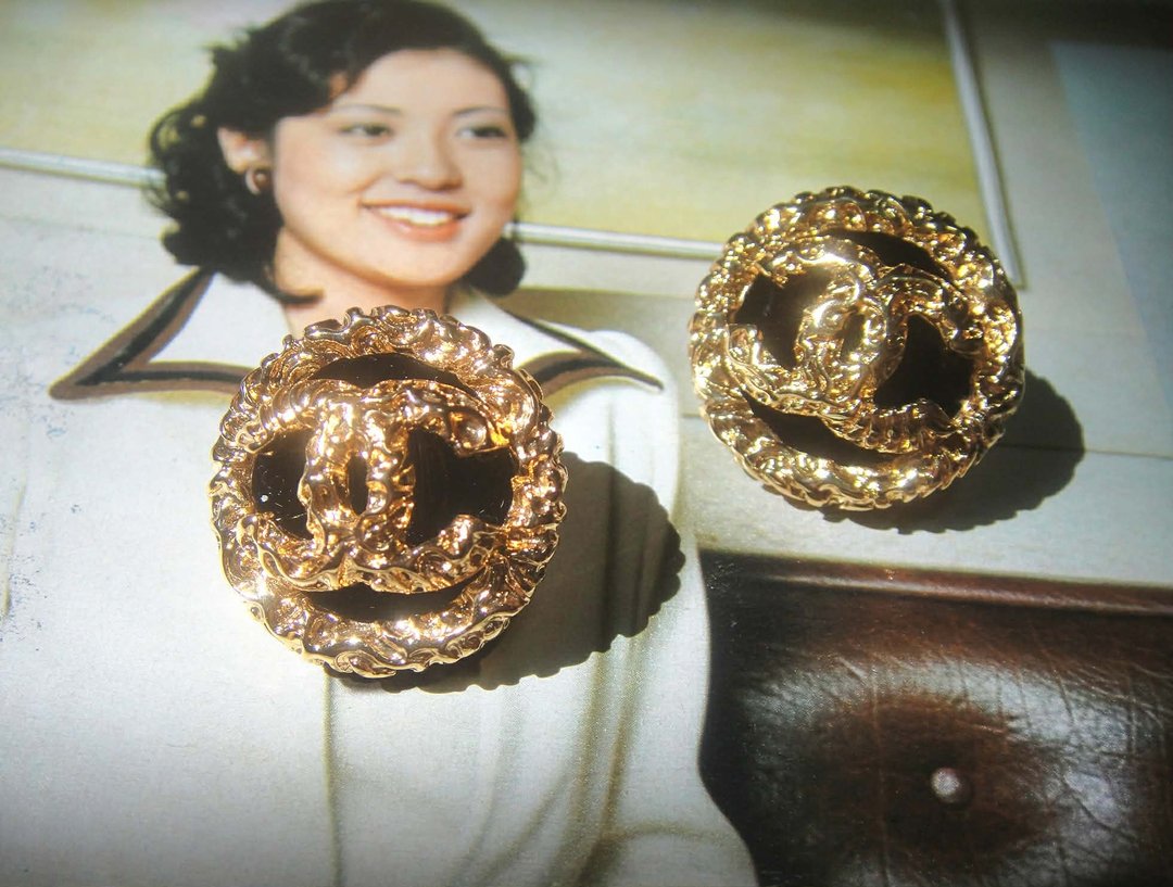 【老时光 OLD-TIME】早期 1993 年法国制二手 CHANEL 耳针耳饰耳环 - 摆饰 - 其他材质 多色