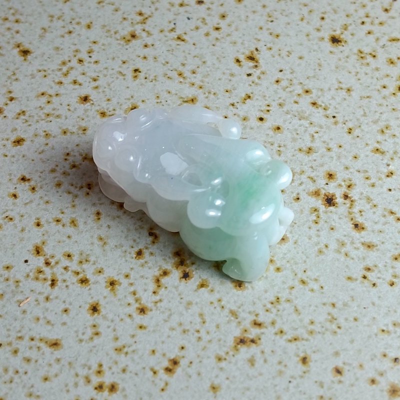 J0210天然翡翠A货 . 冰糯晴水鸟和垂挂花.喜上眉梢.挂饰. - 摆饰 - 玉石 