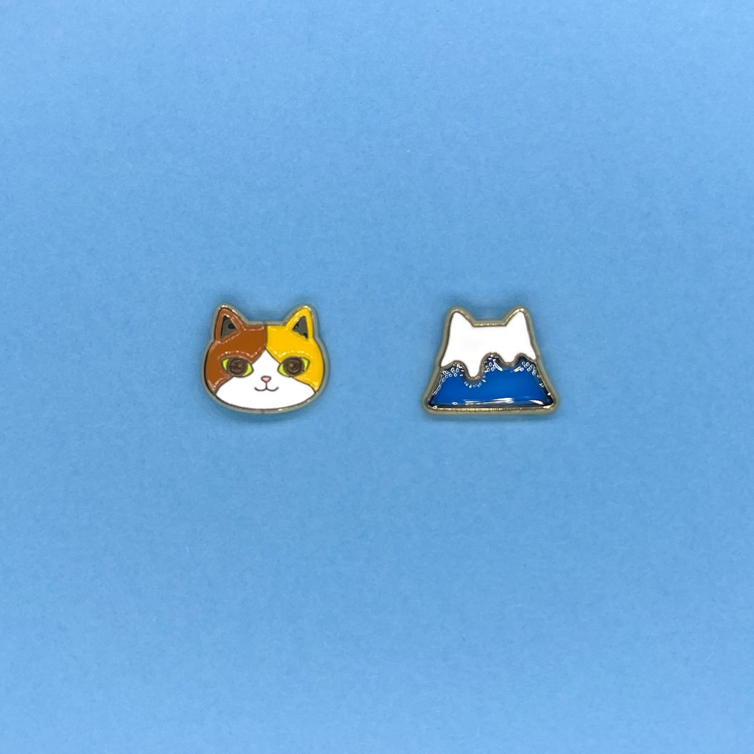 Meow猫猫半透明富士山耳环 - 可转夹式 - 耳环/耳夹 - 珐琅 蓝色