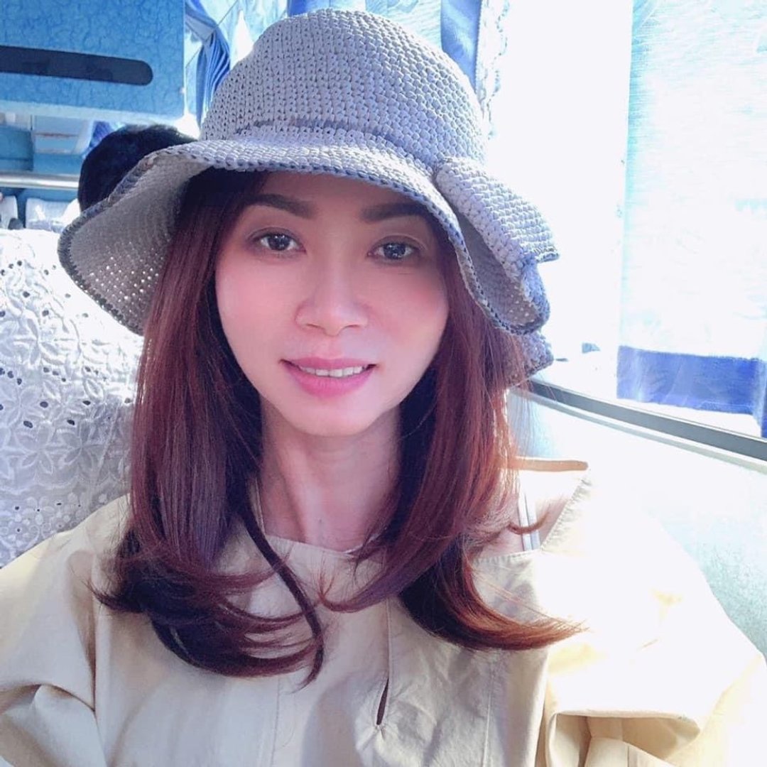 优雅的蝴蝶。浅灰/日本轻质线材/纸纤维/草帽/轻旅行 - 帽子 - 纸 银色