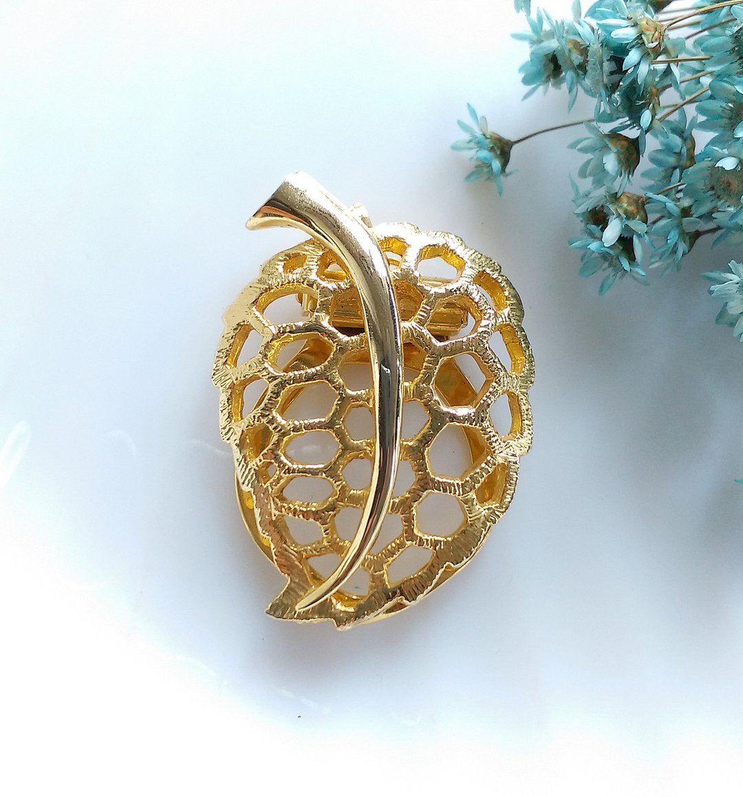 【西洋古董饰品】金色调 篓空 金叶子 围巾夹 丝巾扣 丝巾夹 - 其他 - 其他金属 金色
