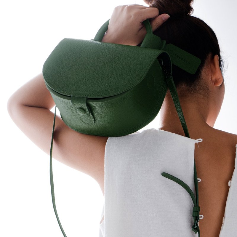 Semi Circle cross body bag 半圓形手提斜背包 - 手提包/手提袋 - 人造皮革 绿色