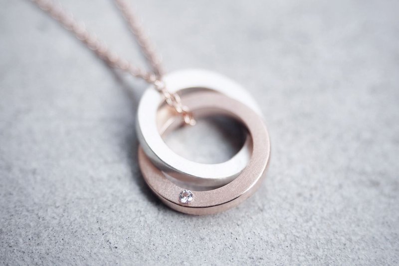 ROSE CIRCLE 古典玫瑰金圈圈项链 母亲节推荐．玫瑰金款 - 项链 - 其他金属 粉红色