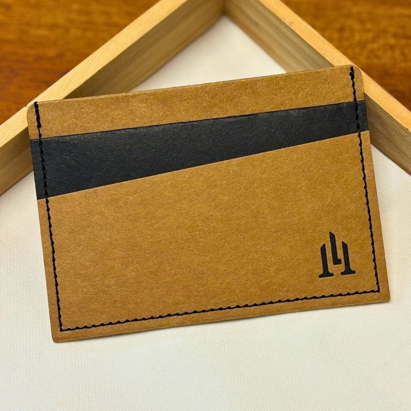 多功能纸革卡夹 巧克棕黑 五个卡层 绿色时尚 天然纤维 职人手作 - 皮夹/钱包 - 环保材料 