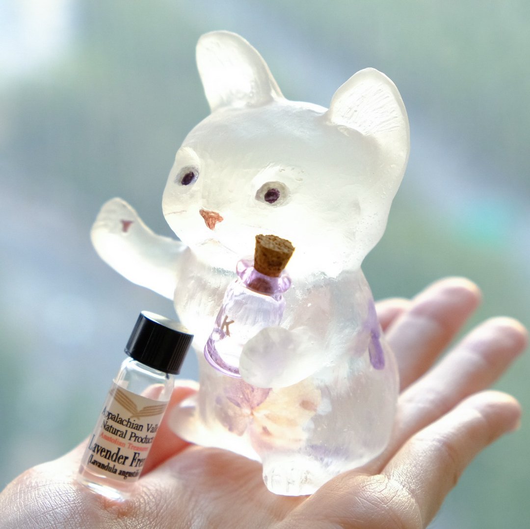 【Floral Milkmaid Cat】Natural Essential Oil USA Aroma Stone - 蜡烛/烛台 - 植物．花 紫色