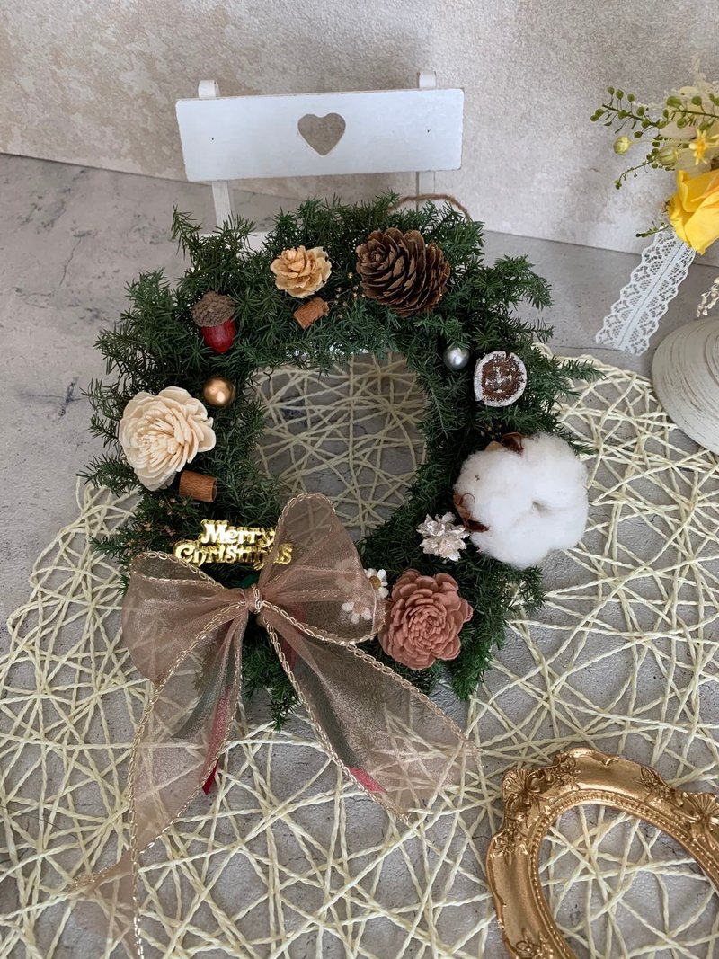 手作DIY体验-永生雪松圣诞花圈/ 材料包(附手提礼盒) - 干燥花/捧花 - 植物．花 绿色