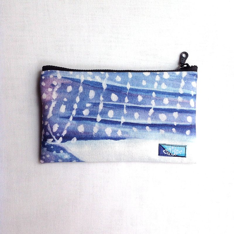 设计款WS137 - 【印象・鲸鲨】水彩手绘万用包 - 化妆包/杂物包 - 棉．麻 蓝色