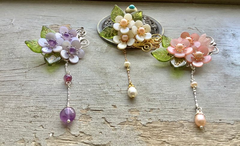 喵手作~贝壳梅花小夹(三种颜色可选) - 发饰 - 其他材质 多色