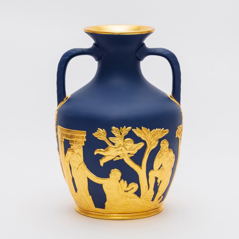 Wedgwood稀有1976年镶金陶瓷手工波特兰瓶 绝版陶瓷花瓶 - 花瓶/陶器 - 瓷 