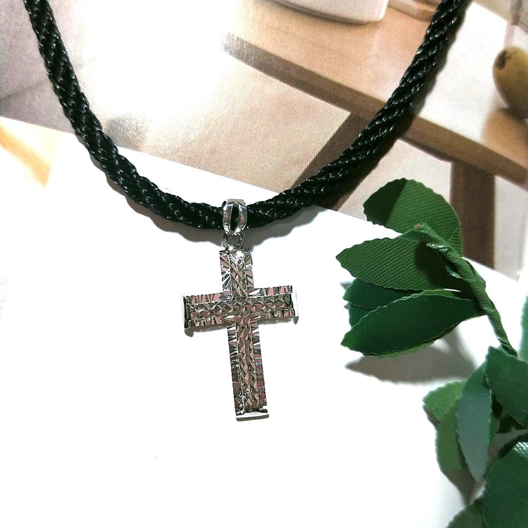 Eli JewelryPt950铂金立体双层十字架铂金坠头纯银扣头颈绳项链 - 项链 - 贵金属 银色