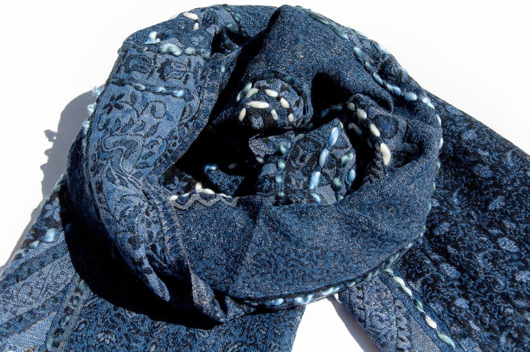 喀什米尔Cashmere/水煮羊毛披肩/针织围巾/刺绣围巾/羊绒披巾-花 - 围巾/披肩 - 羊毛 蓝色