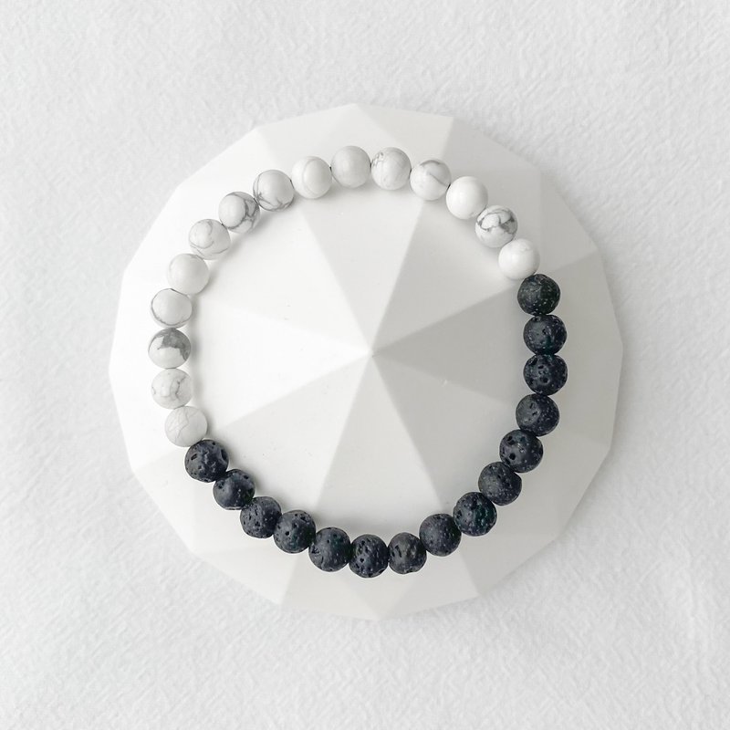 冲突 | 白纹石 黑火山石 | 天然石手环 - 手链/手环 - 石头 黑色