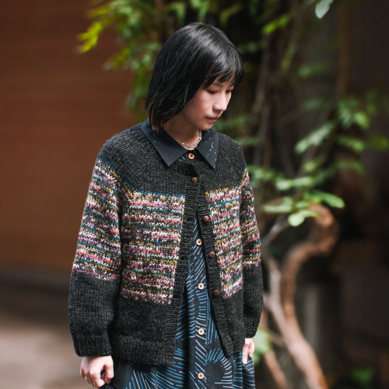 彩织羊毛_冬壤小外套-星空黑_公平贸易 - 女装针织衫/毛衣 - 羊毛 黑色