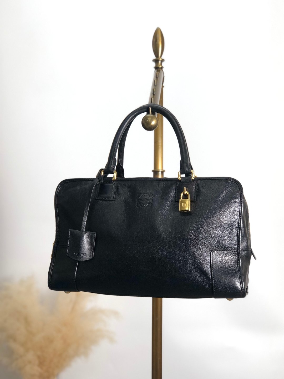 [日本直销，品牌二手包] LOEWE Amazona 36 手提包，黑字母皮革波士顿，复古，wabxcs - 手提包/手提袋 - 真皮 黑色