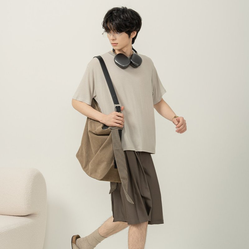 【麂皮拼色】都市复古 热塑百褶短裤/垂感休闲裤 - 男士短裤 - 其他材质 多色