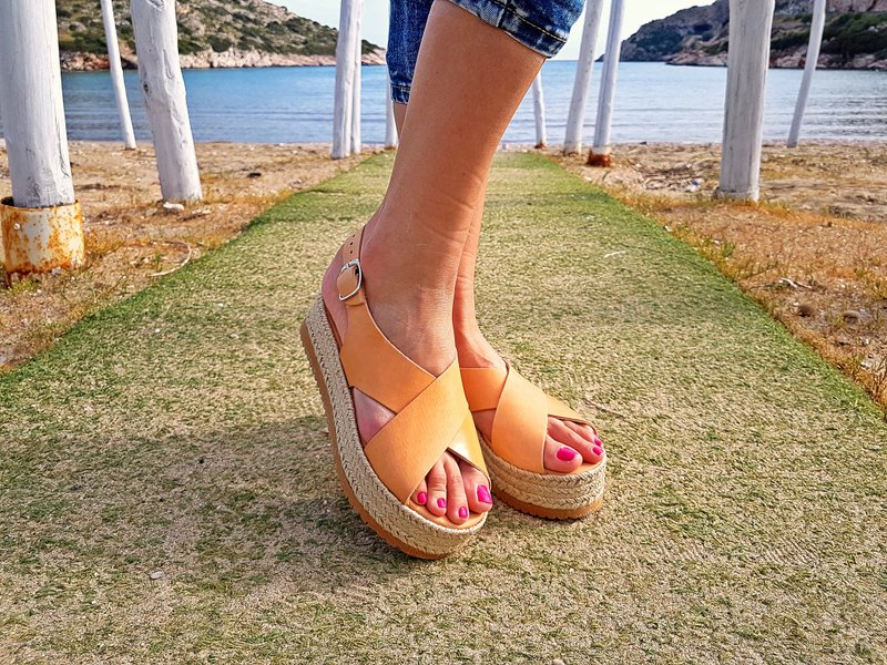 Natural Brown Leather Sandals with Platform, Slingback Sandals Women Handmade. - 男女凉鞋 - 真皮 咖啡色