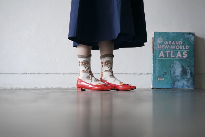 袜子 花序梗 茶色 - 袜子 - 棉．麻 咖啡色