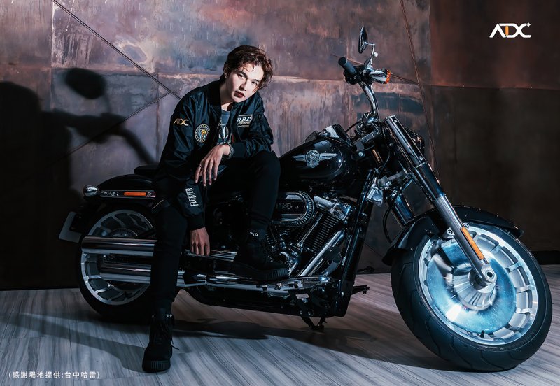 最纯正的飞行夹克 - 汉翔酷黑反光防泼水飞行夹克 - 男装外套 - 其他材质 