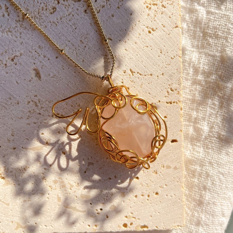 天使羽翼系列 // 粉晶金属编织设计水晶 - 项链 - 水晶 粉红色