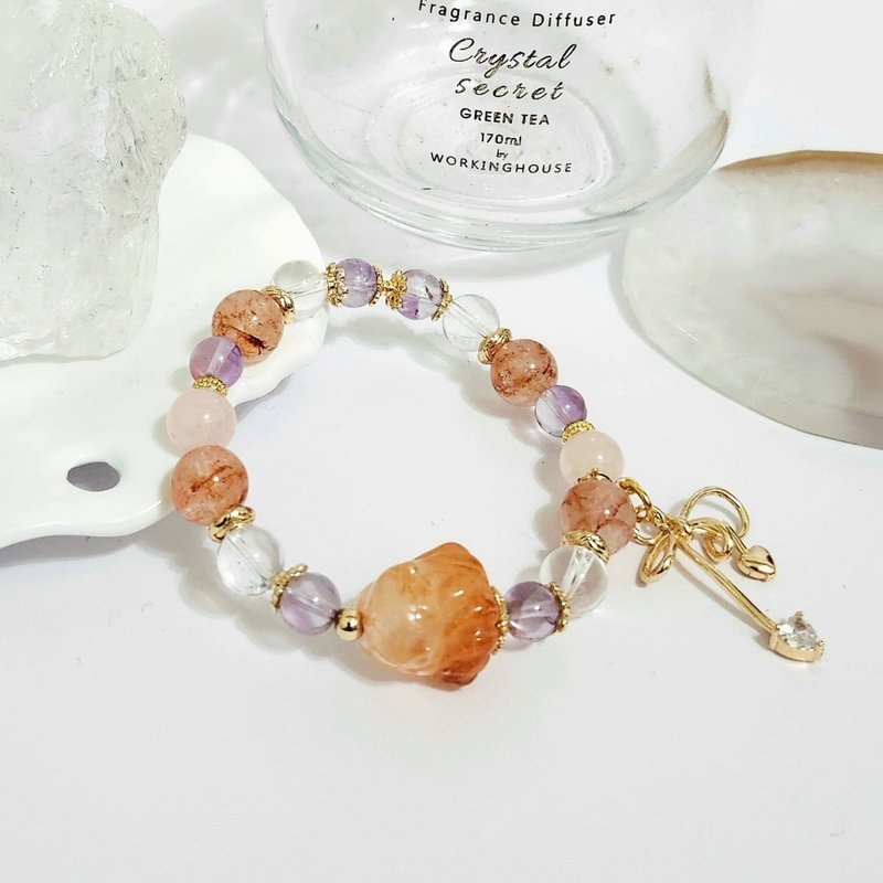 红胶花九尾狐设计手链/得人缘/招桃花贵人/平衡情绪之水晶 - 手链/手环 - 水晶 红色