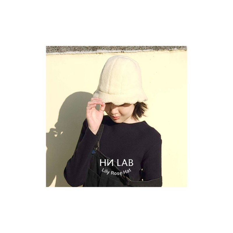 Lily Rose Hat羊羔绒摇粒绒泰迪熊花瓣帽-米白 - 帽子 - 聚酯纤维 