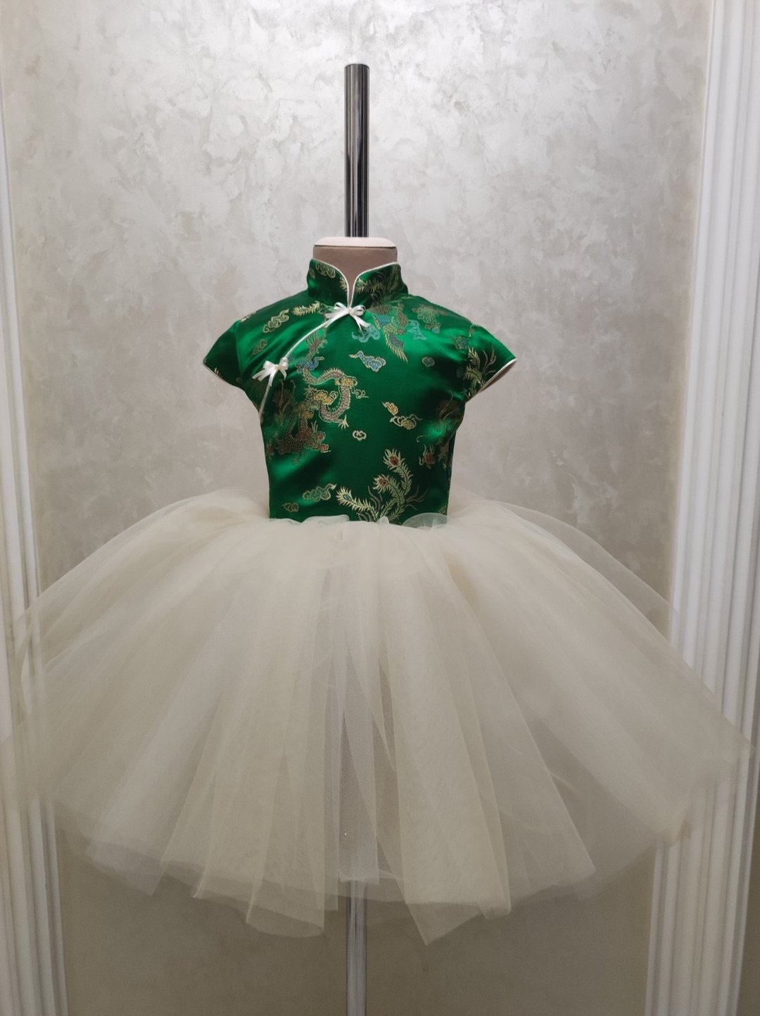 绿宝石色和服缎面连衣裙 适合小孩子 象牙色裙子 - 童装礼服/连衣裙 - 其他材质 多色