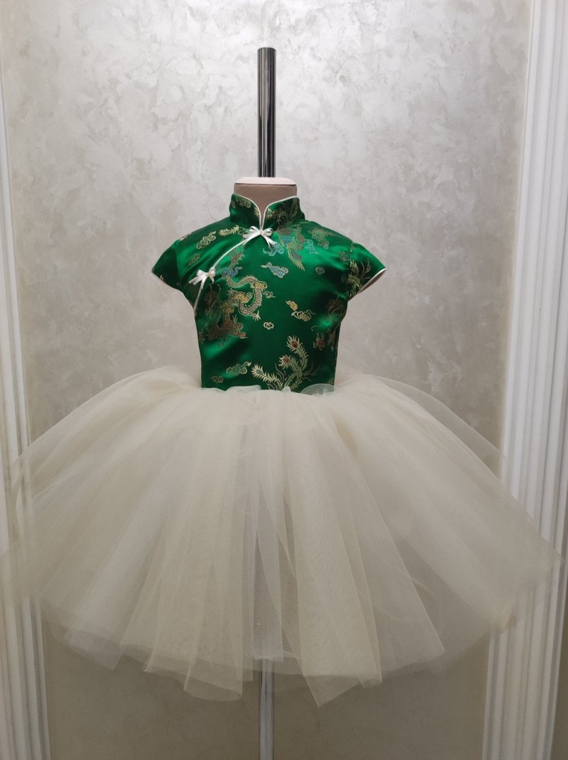 绿宝石色和服缎面连衣裙 适合小孩子 象牙色裙子 - 童装礼服/连衣裙 - 其他材质 多色