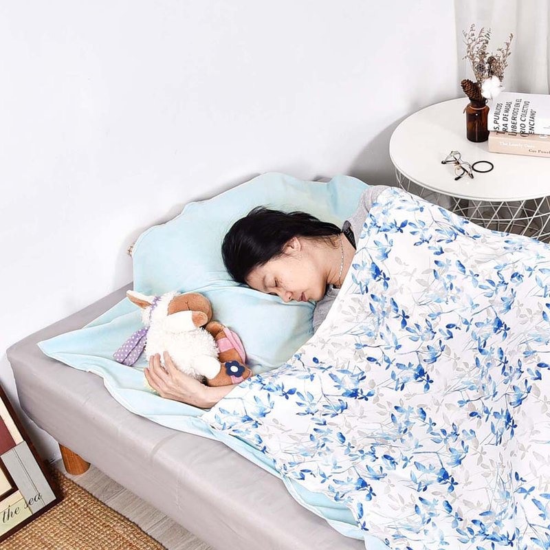 【台湾制造】加大版纯棉花花便携旅行床单/睡袋内套 - 露营用品 - 棉．麻 蓝色