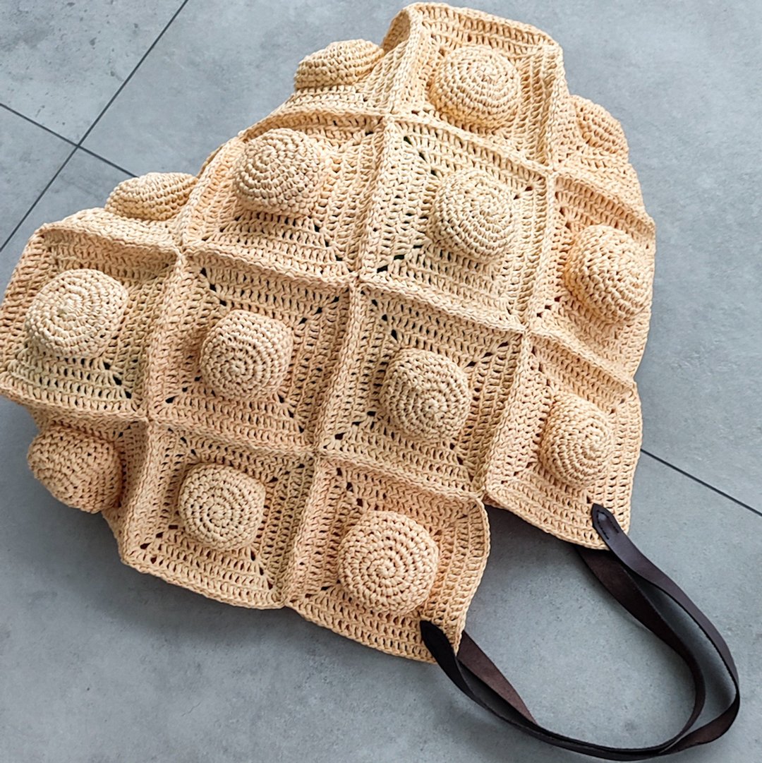 Unique handmade raffia beach bag - 手提包/手提袋 - 其他材质 