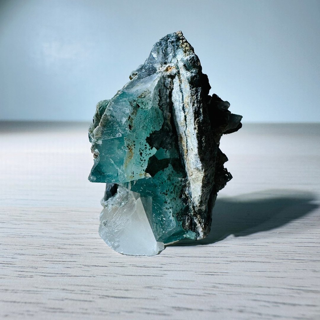 香花岭萤石 89 号含木头底座 原石原矿水晶 矿标 晶矿晶簇 宝石搜藏 - 摆饰 - 其他材质 绿色