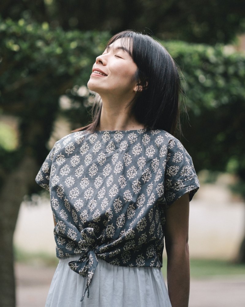 印度盖染工艺亲肤纯棉 打结上衣 － 雪花灰 - 女装上衣 - 棉．麻 多色