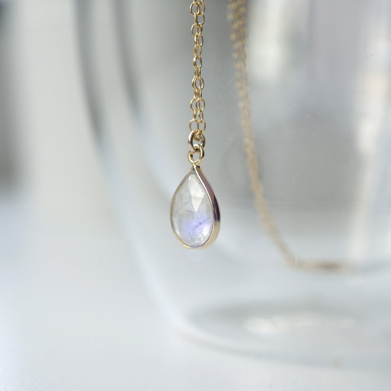 蓝光月亮石包边小水滴项链 - 14K注金 - 项链 - 宝石 多色