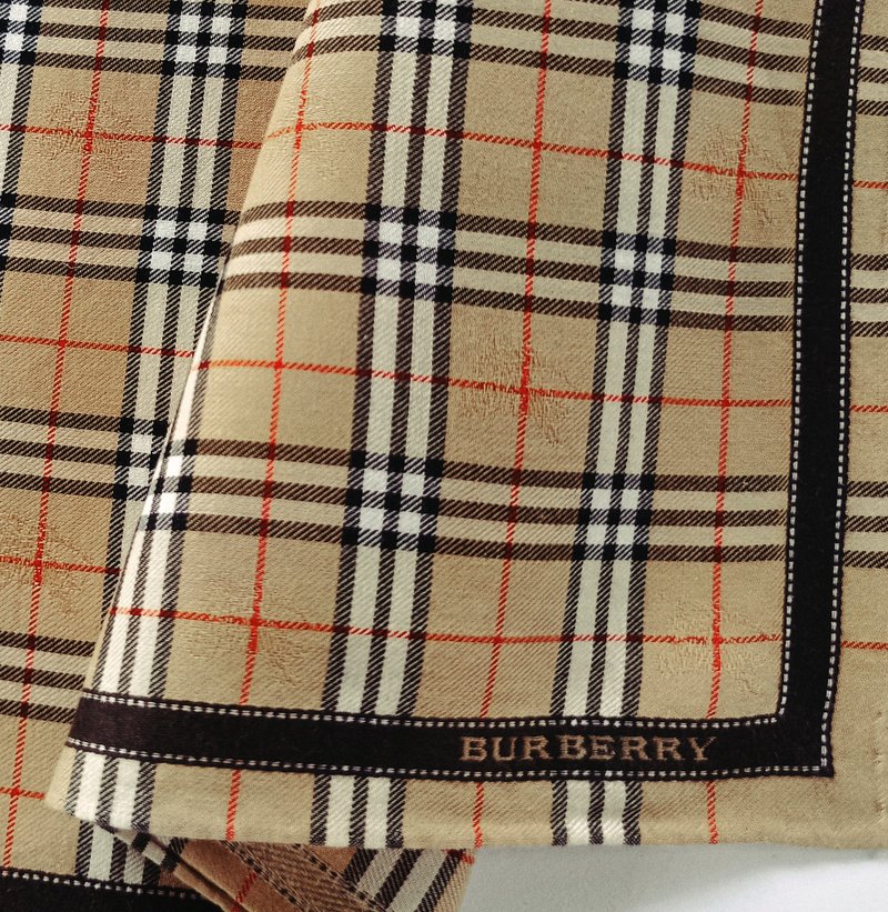 Burberry 复古手帕，棕色格子图案，尺寸 19 x 18.5 英寸博柏利。 - 手帕/方巾 - 棉．麻 咖啡色