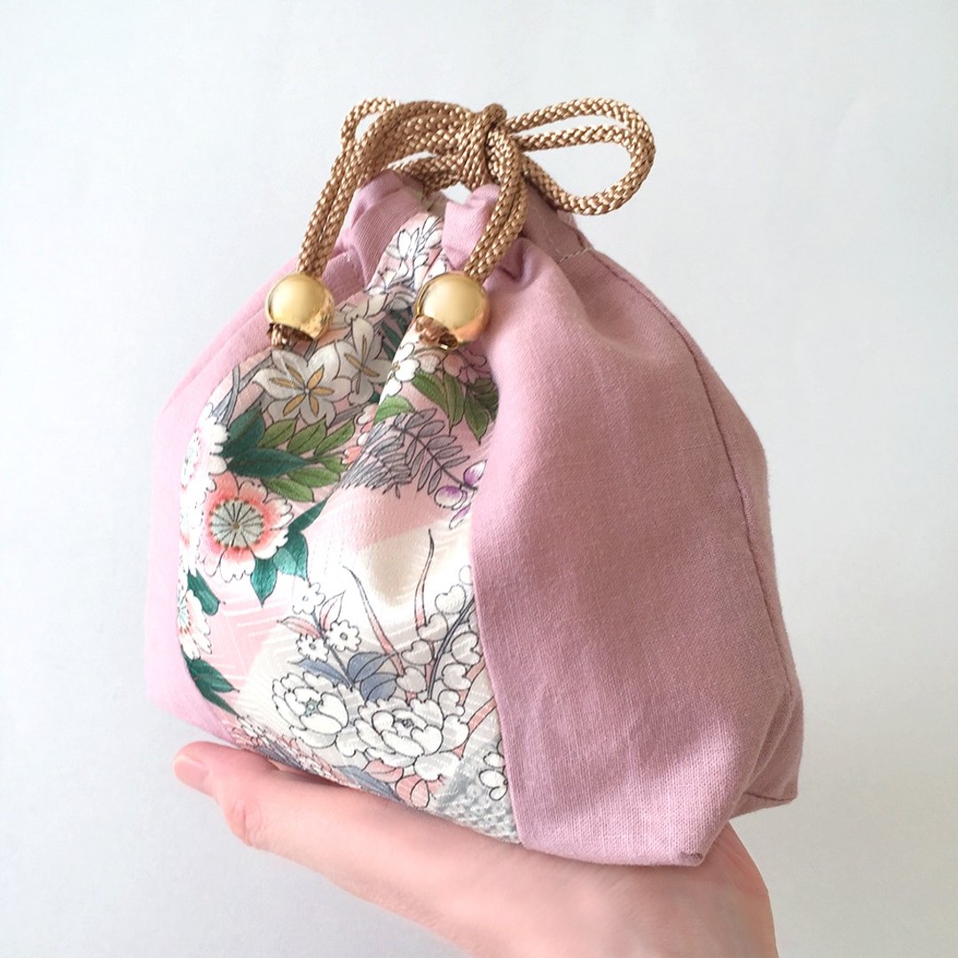 Drawstring Bag with Japanese pattern, Kimono and linen (Small) - Silk - 化妆包/杂物包 - 丝．绢 粉红色