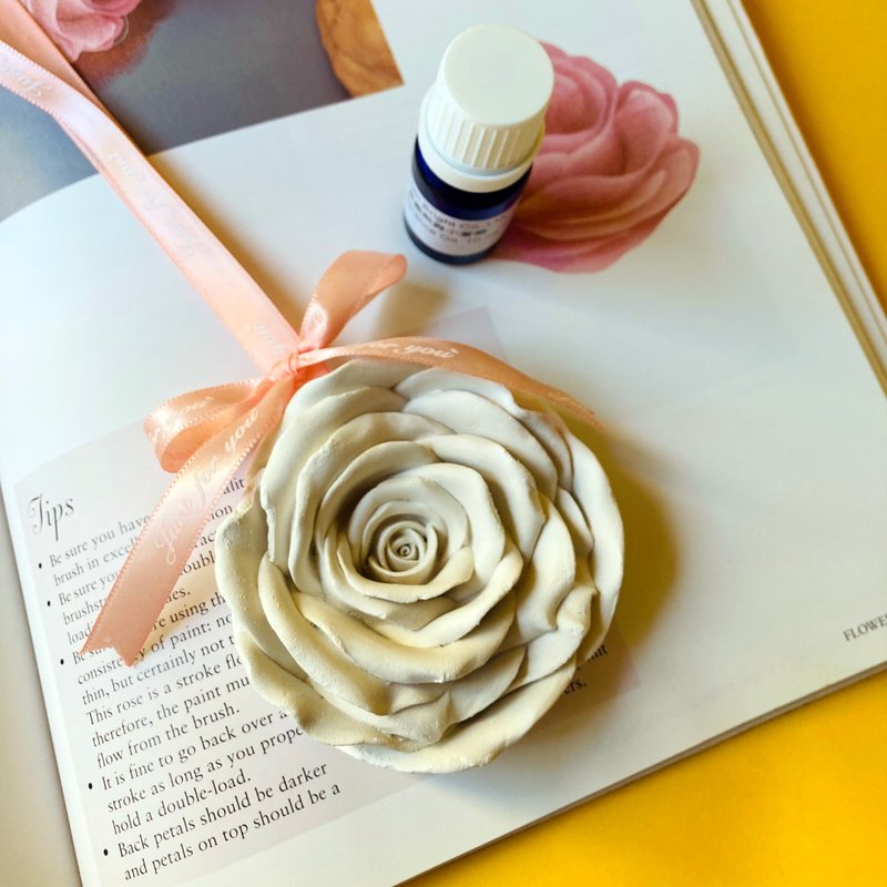 扩香石 盛妍玫瑰花 扩香石挂饰 居家香氛 开运小物 - 香薰/精油/线香 - 其他材质 白色