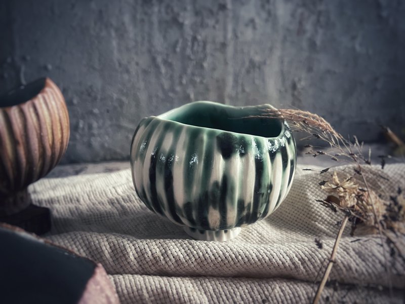 苔藓白瓷茶碗 / 茶钵 / 点心碗 / 圣木鼠尾草薰香 燃烧瓮 - 碗 - 瓷 绿色