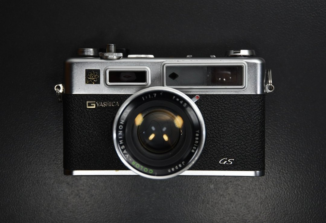 【经典古物】美品 Yashica Electro 35 GS 45mm f1.7 旁轴相机 - 相机 - 其他金属 