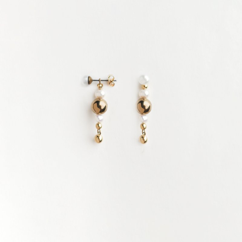珍珠绸缎两戴式耳环 - Pearl Satin multi-wear earrings - 耳环/耳夹 - 琉璃 白色