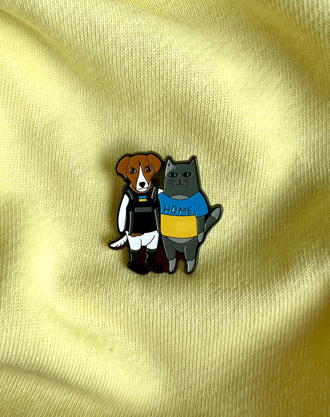 Patriotic pin with a cat and a dog Patron in support of Ukraine and homeless ani - 胸针 - 铜/黄铜 多色