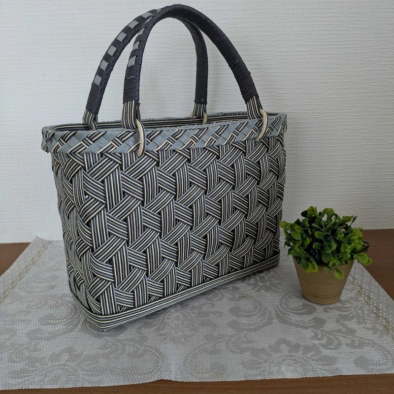 提升时髦品味的编织带和风现代感大人篮子包 外出 午餐 聚餐 - 手提包/手提袋 - 纸 黑色