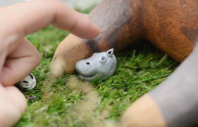 河马宝宝手工别针 - 胸针 - 粘土 灰色