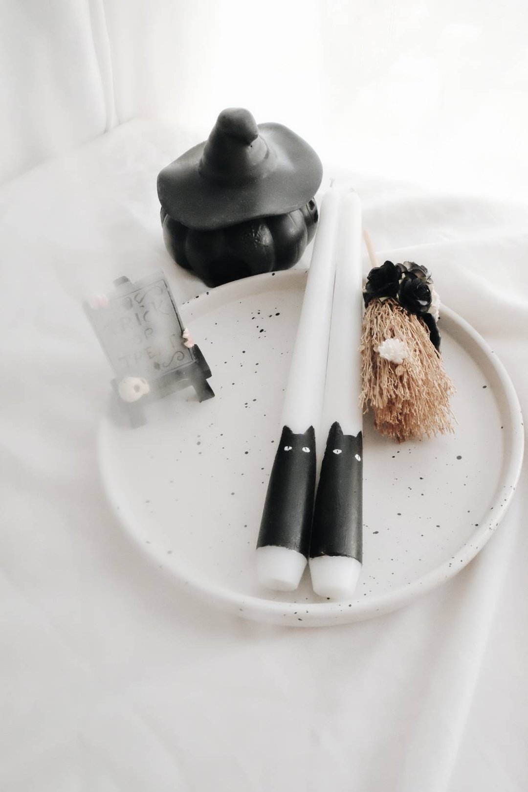 Hand Painted Taper Black Cat Candles - 蜡烛/烛台 - 其他材质 黑色