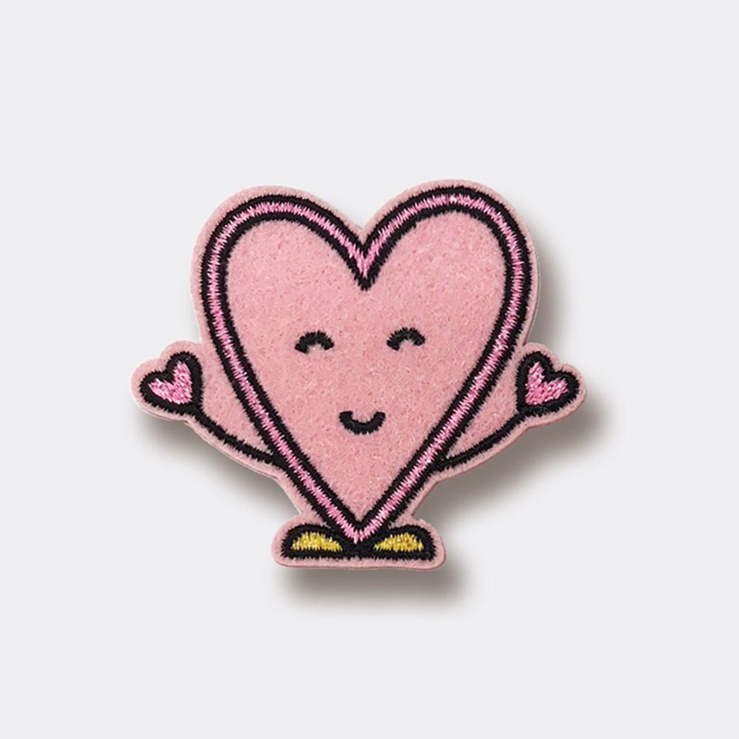 爱心头别针Hearty Pin - 胸针 - 聚酯纤维 
