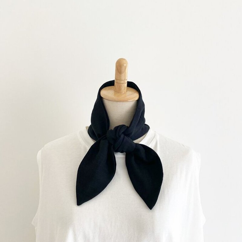 多功能二合一凉感领巾/发带 内附保冷剂口袋 日本二重纱 黑色 - 丝巾 - 棉．麻 黑色