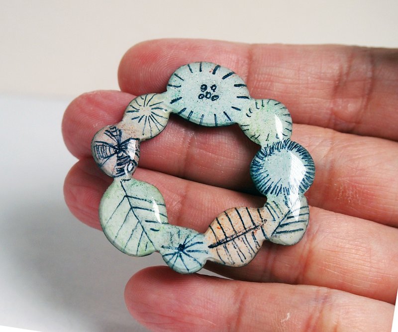 【Misty Dots 】MDBB05 花朵胸针/ 黄铜/ 手工礼物/ 定制化 - 胸针 - 铜/黄铜 粉红色