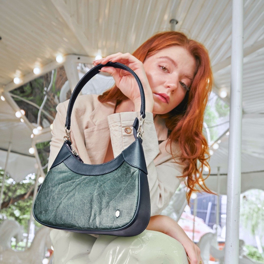 靛 Shoulder Bag (Kara Bag) 斜背包/单肩包 - 手提包/手提袋 - 植物．花 蓝色