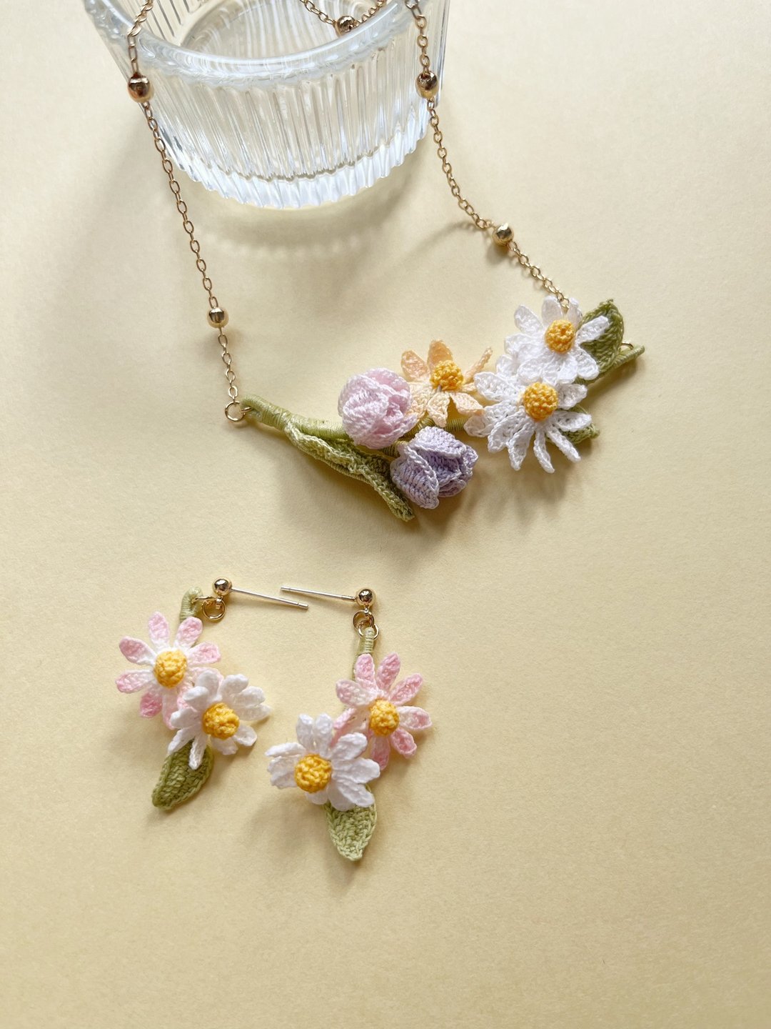*My Fancy Handmade*手鈎雏菊短颈链 - 项链 - 绣线 多色