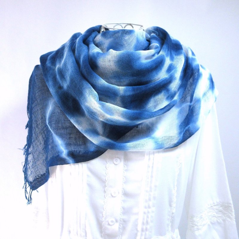 蓝染・蚊帐织・扎染_3 闪耀的波浪・大尺寸棉质长披肩 - 围巾/披肩 - 棉．麻 蓝色